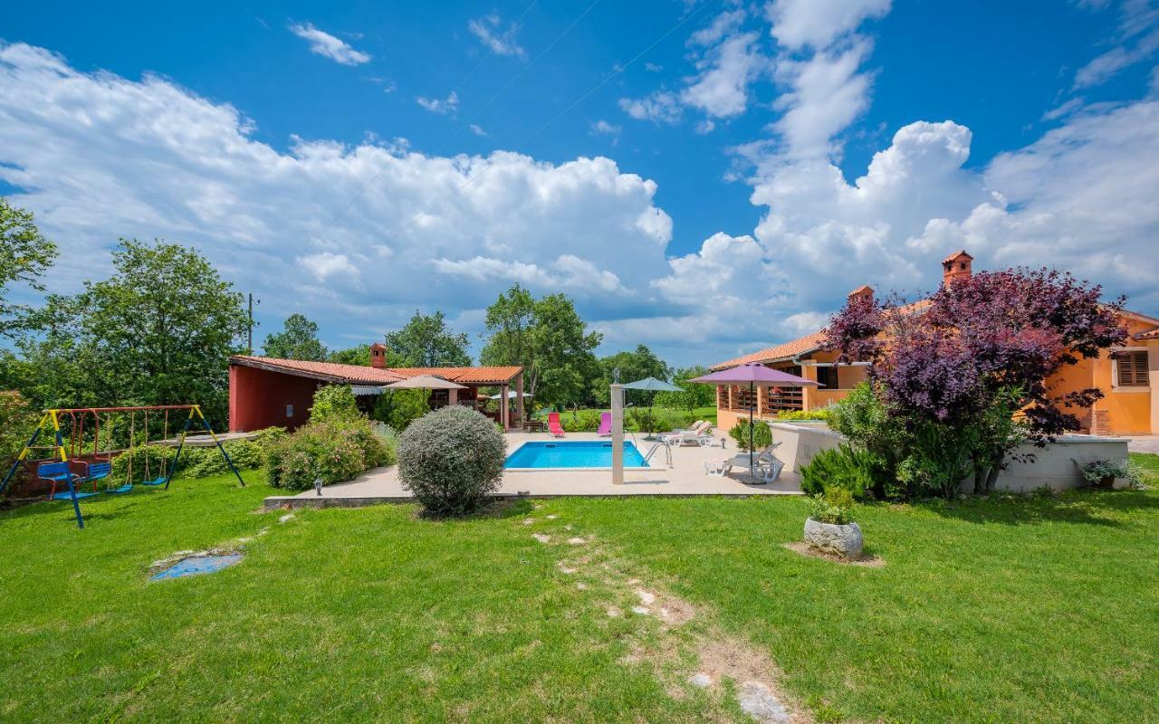 Hacienda Rosemary Villa Muntic Exterior photo